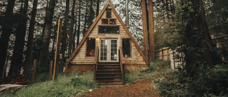 A-Frame Cabins: Nostalgic Dwellings in High Demand