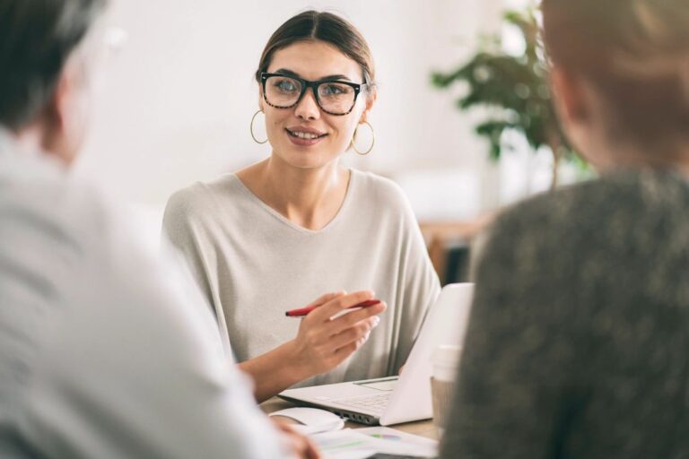 Selling a Home? This Home Seller’s Guide Is a Great Place to Start