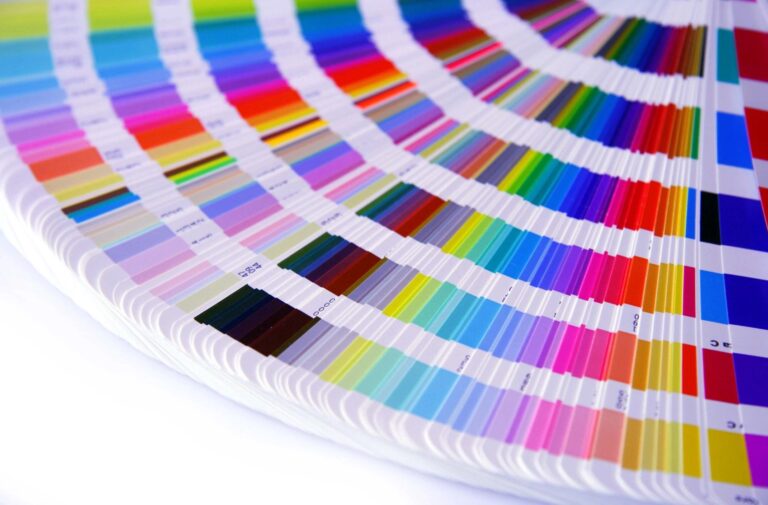 A Simple Guide To Choosing The Ideal Paint Color For Your Space